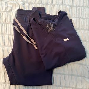 Women’s Fig Scrubs